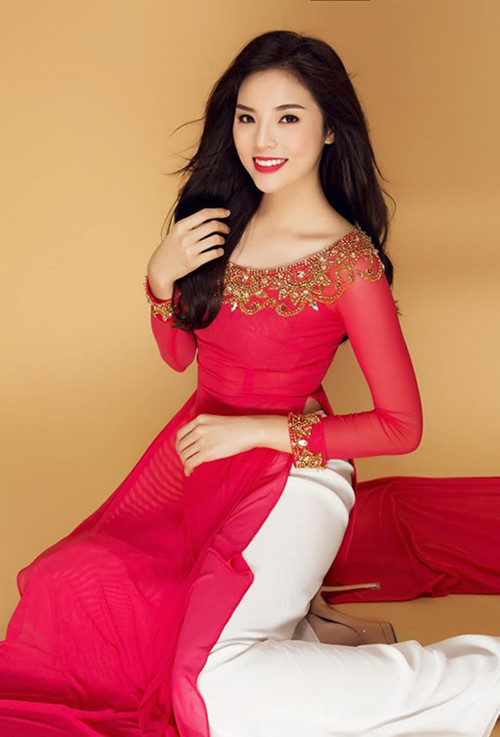 [-]Hoa[-]hậu[-]Kỳ[-]Duyên[-]sốc[-]nặng[-]khi[-]thấy[-]ảnh[-]mình[-]trên[-]web[-]sex